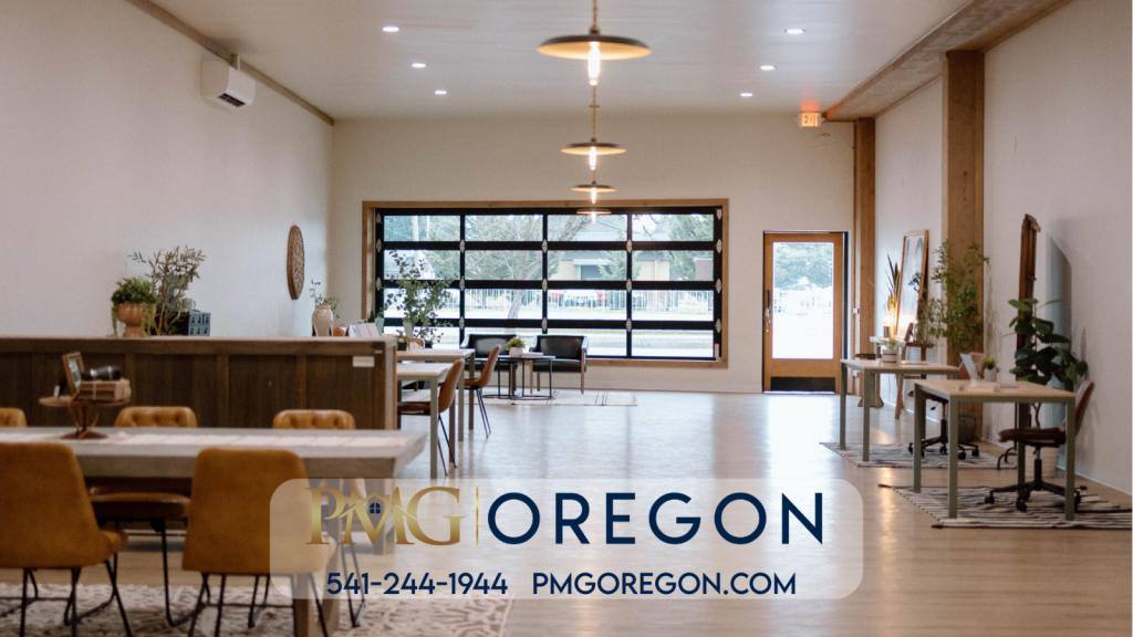 House for rent at 626 SW 6th St, Grants Pass, OR 97526