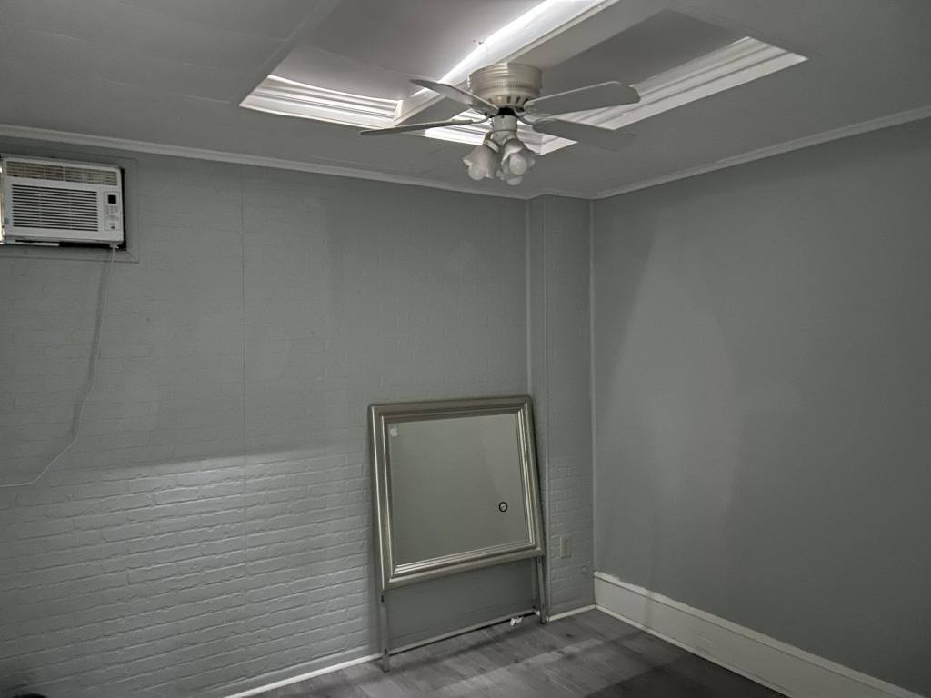 Apartment for rent at 109 Main St R, Pittston, PA 18640