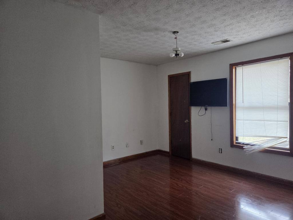 House for rent at 5625 Princeton Oaks Dr, Buford, GA 30518