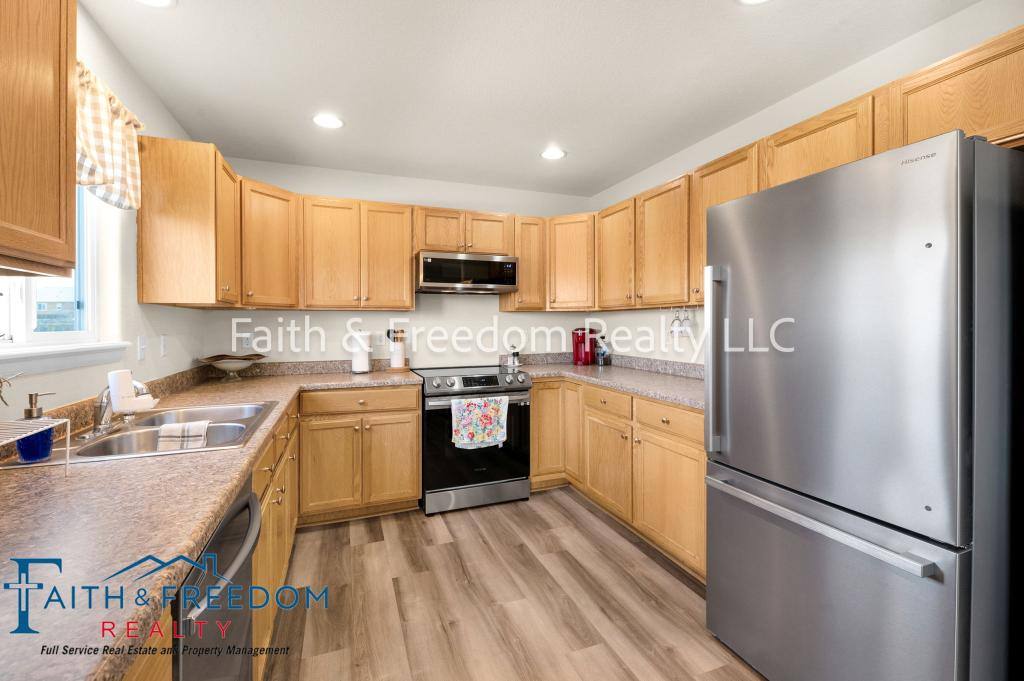 House for rent at 6447 Passing Sky Dr, Colorado Springs, CO 80911