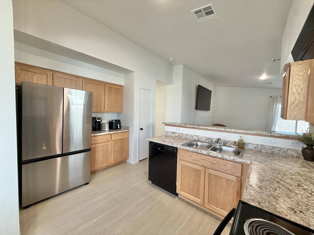House for rent at 7893 E 45th Place, Yuma, AZ 85365