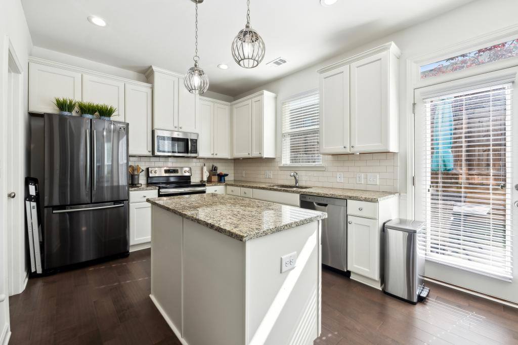 Townhouse for rent at 1499 River Oak Lane, Stone Mountain, GA 30083
