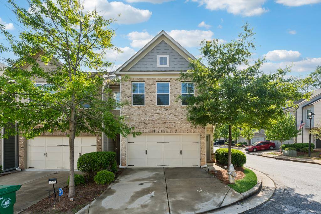 Townhouse for rent at 1499 River Oak Lane, Stone Mountain, GA 30083
