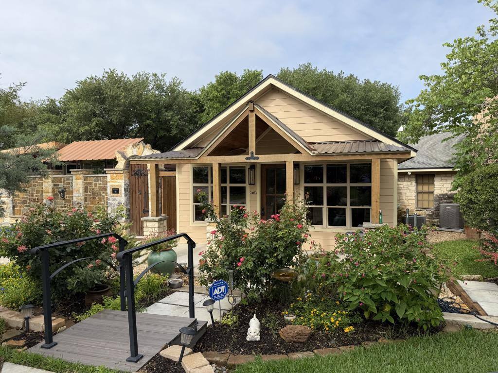 Apartment for rent at 2453 Bottoms E Rd, Troy, TX 76579