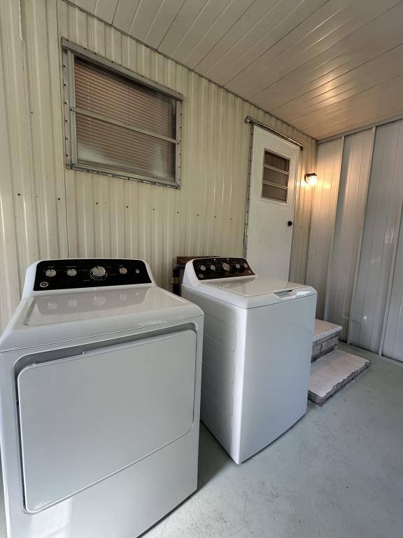 House for rent at 5844 Sunshine Park Dr, New Port Richey, FL 34652