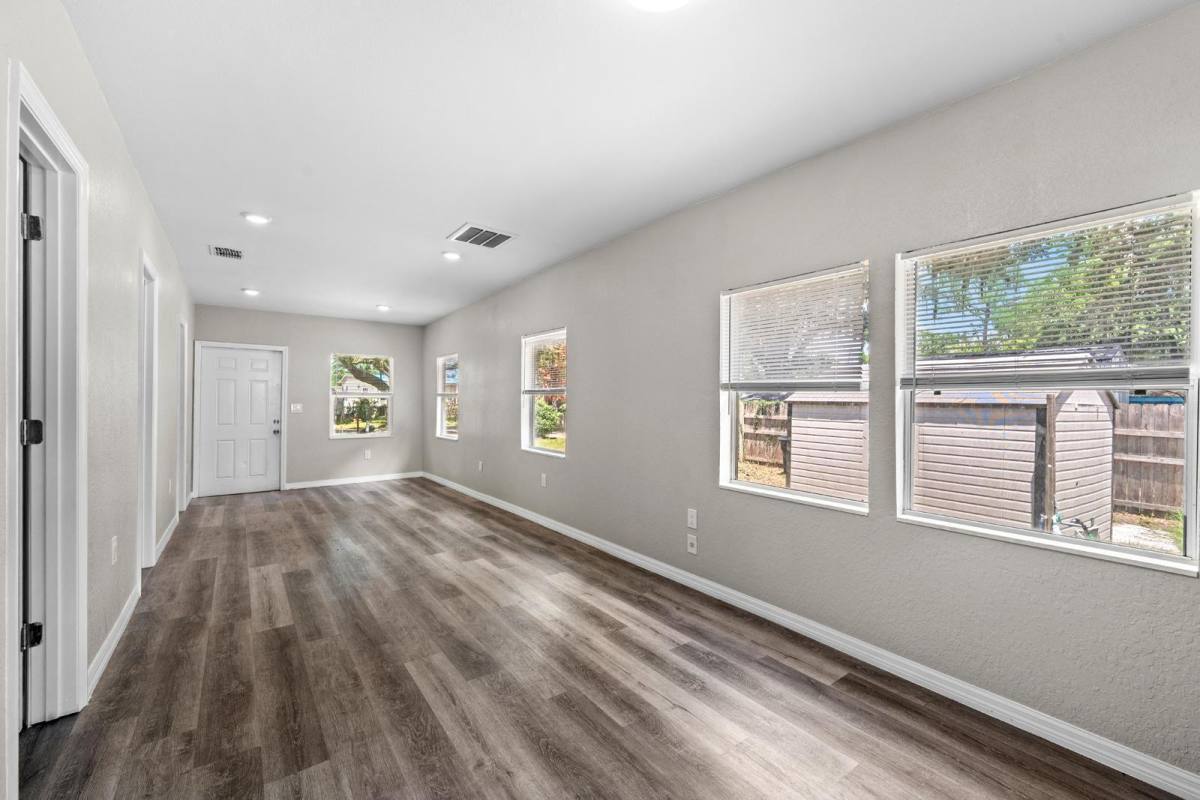 House for rent at 2503 N Wilder Loop, Plant City, FL 33565