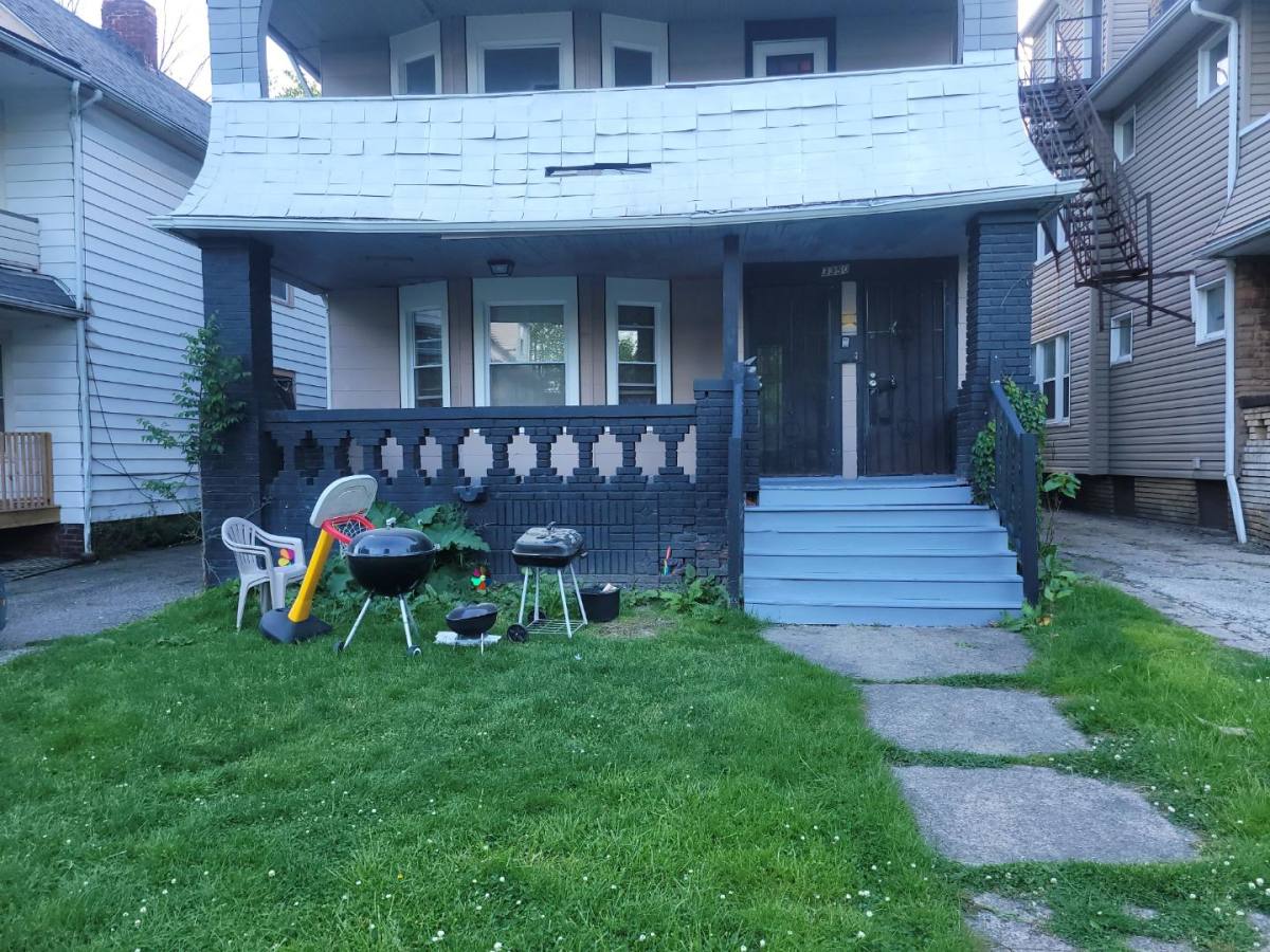 Apartment for rent at 3350 E 132nd St #2nd, Cleveland, OH 44120