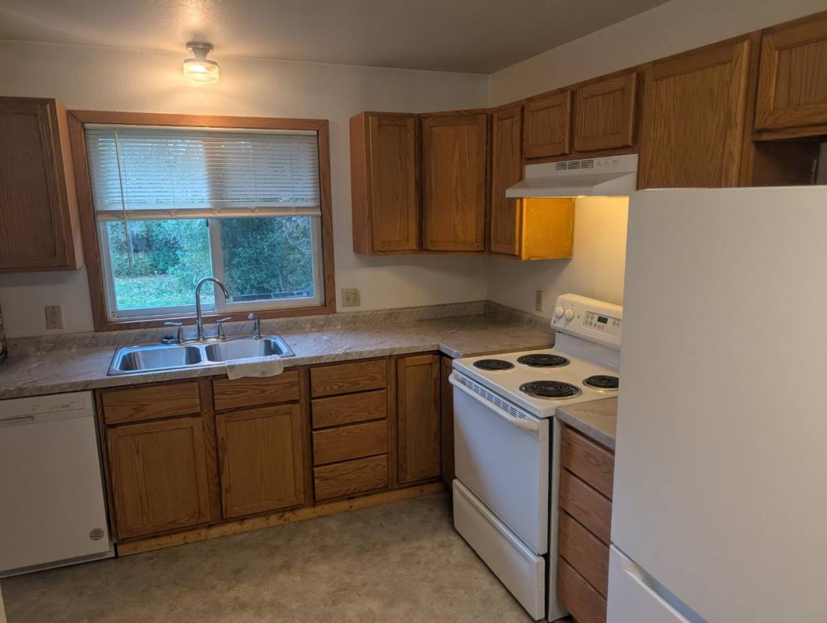 Apartment for rent at 10596 Glenwood Dr, Hayward, WI 54843