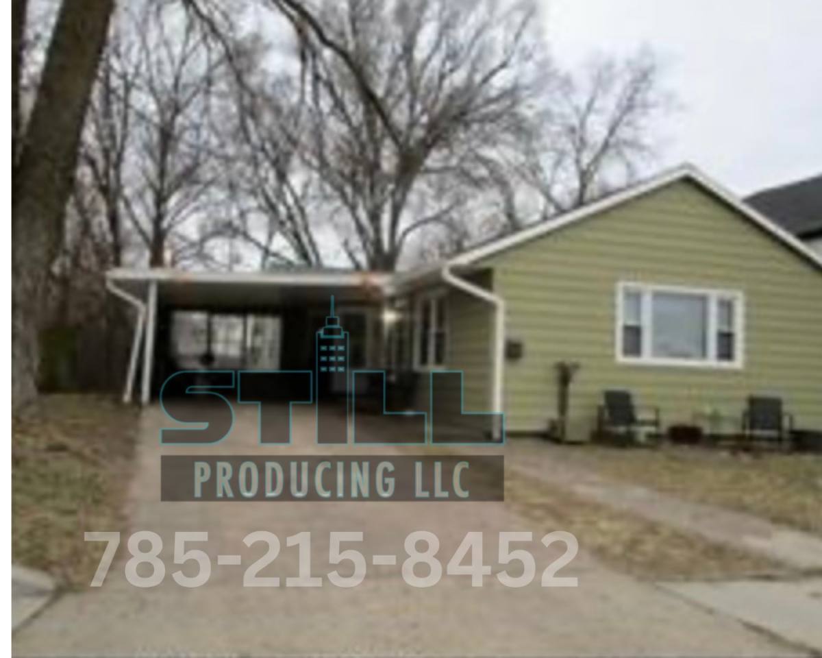 House for rent at 1117 NW Central Ave, Topeka, KS 66608