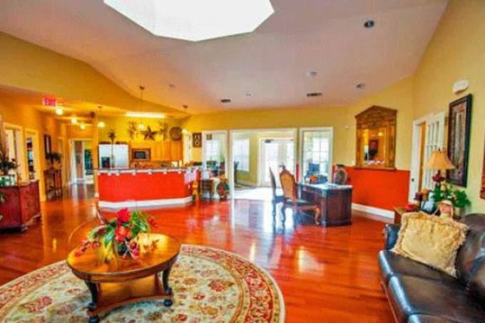 Apartment for rent at 810 E Slaughter Lane, Austin, TX 78744