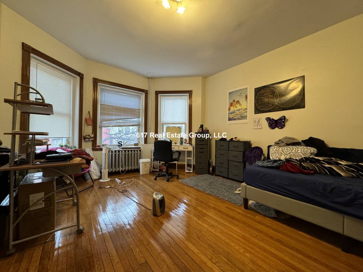 Apartment for rent at 21 Gibbs St #2F, Brookline, MA 02446