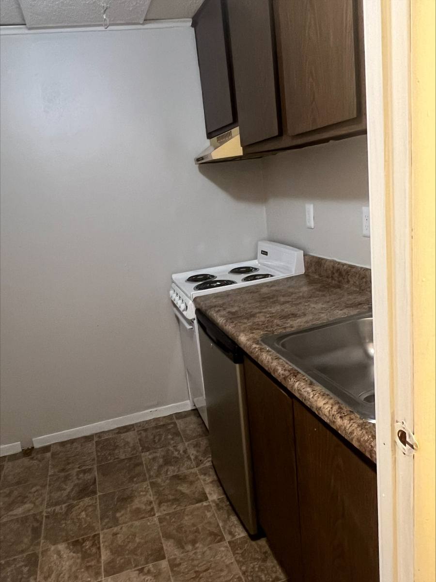 Apartment for rent at Cedargate, 100 Sunnybrook Trail #100-E, Enon, OH 45323