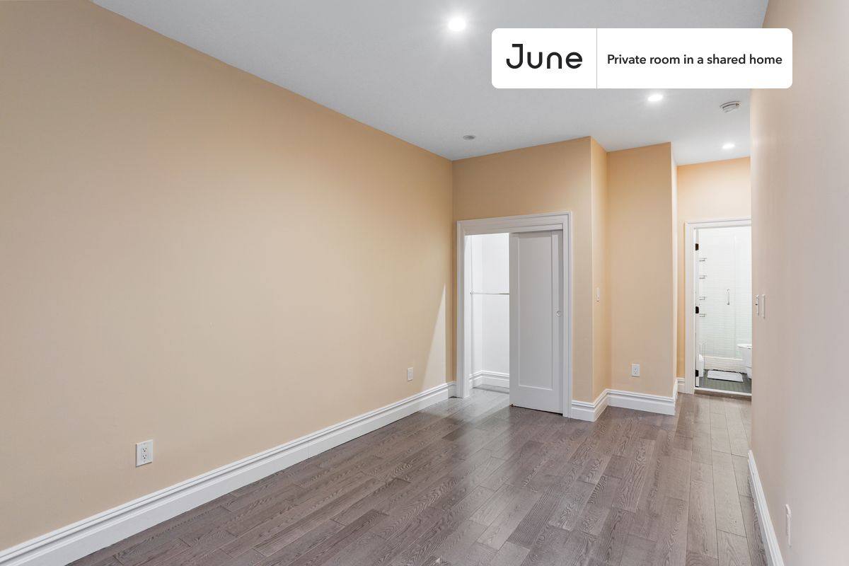 Apartment for rent at 23 E 109th St, New York, NY 10029