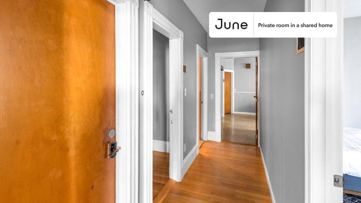 Apartment for rent at 106 Beacon St, Somerville, MA 02143