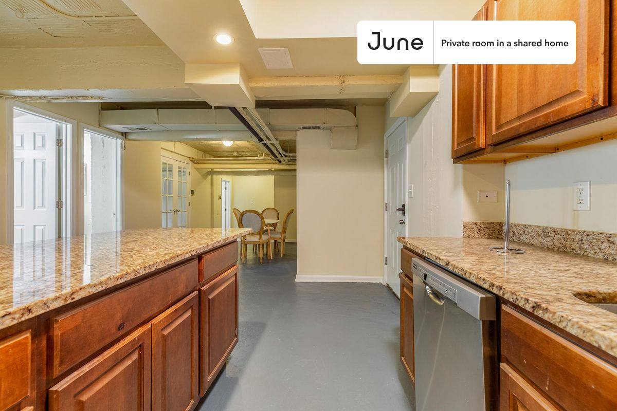 Apartment for rent at 1811 S St NW, Washington, DC 20009