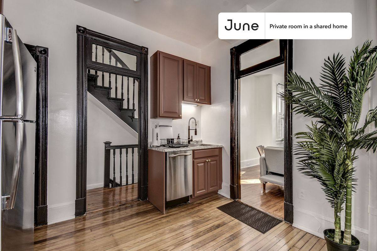 Apartment for rent at 922 I St SE, Washington, DC 20003