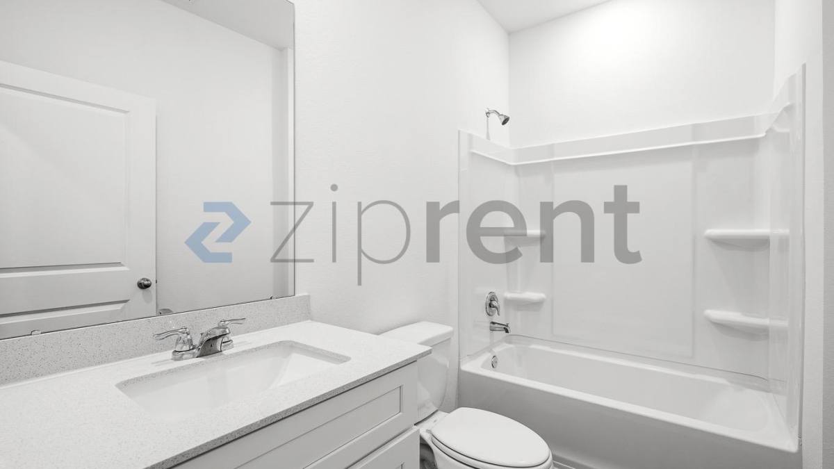 House for rent at 31406 Gayle Prairie Oaks St, Waller, TX 77484