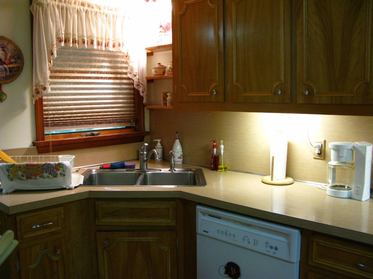 House for rent at 392 Hallowood Dr, East Stroudsburg, PA 18302