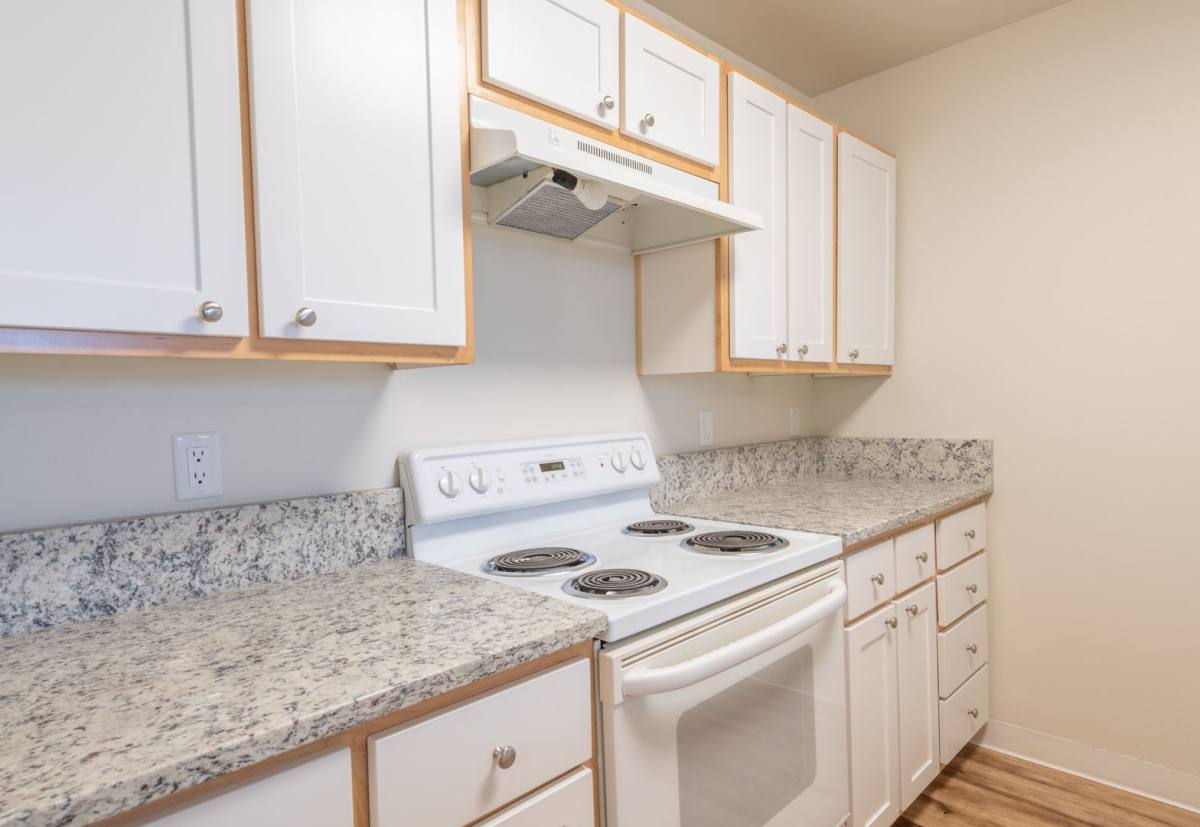 Apartment for rent at 303 NE 16th Ave, Portland, OR 97232