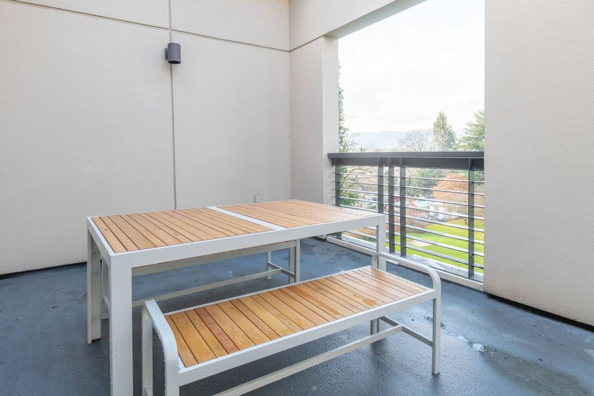 Apartment for rent at 303 NE 16th Ave, Portland, OR 97232