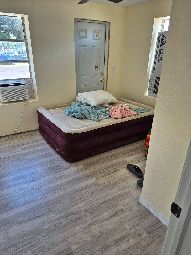 Apartment for rent at 5680 28th St N, Saint Petersburg, FL 33714