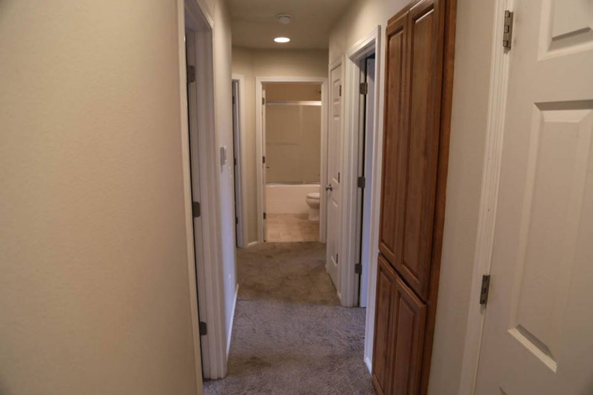 House for rent at 521 N 12th St, Philomath, OR 97370