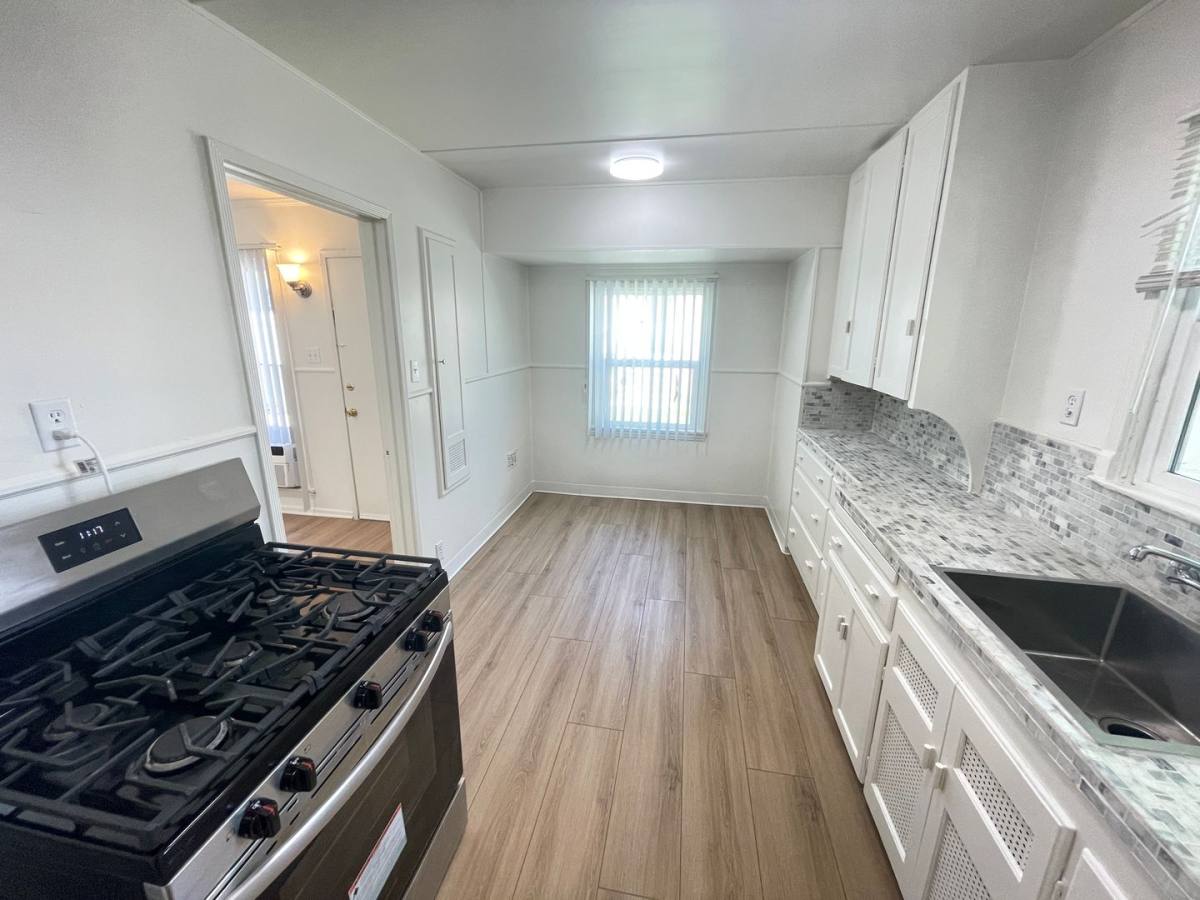 Apartment for rent at 504, 506, 508, 510 Elmwood Ave, Burbank, CA 91501