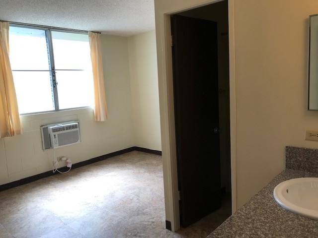 Apartment for rent at 1038 Spencer St, Honolulu, HI 96822
