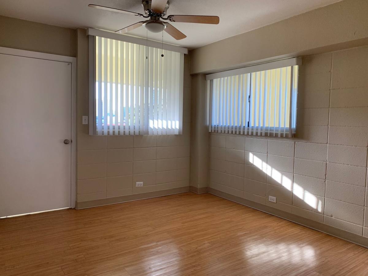 Apartment for rent at 2424 S Beretania, Honolulu, HI 96826