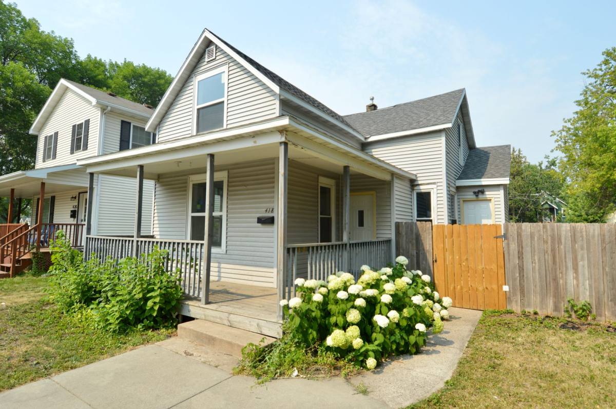 House for rent at 418 N 5th St, Grand Forks, ND 58203