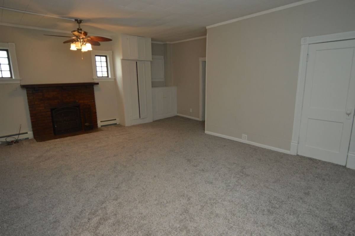 House for rent at 418 N 5th St, Grand Forks, ND 58203