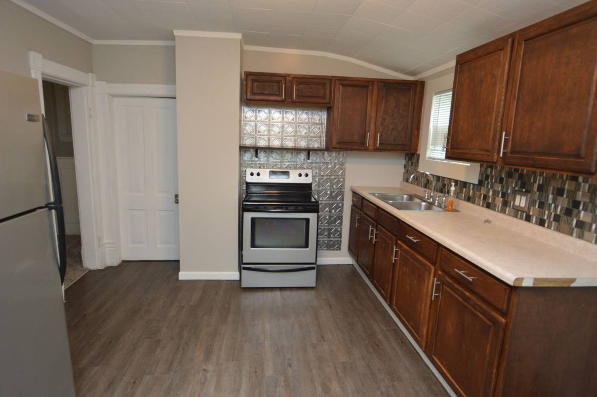 House for rent at 418 N 5th St, Grand Forks, ND 58203