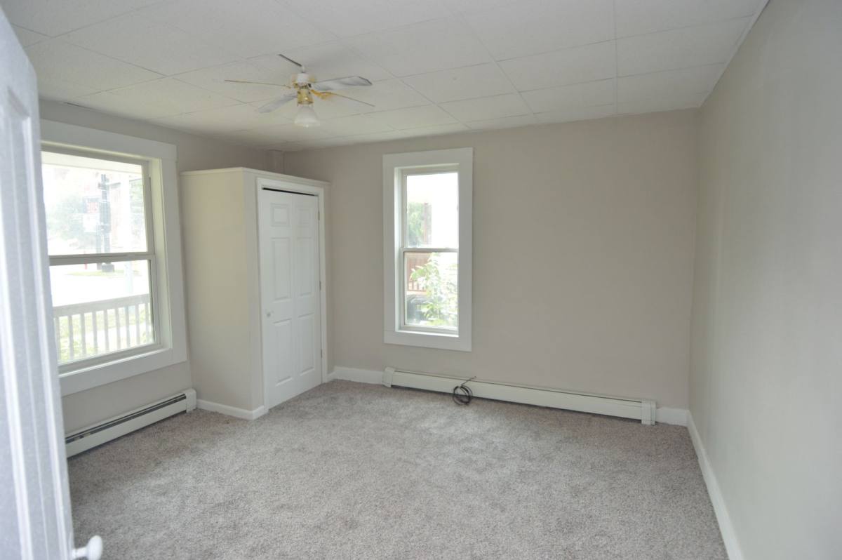 House for rent at 418 N 5th St, Grand Forks, ND 58203