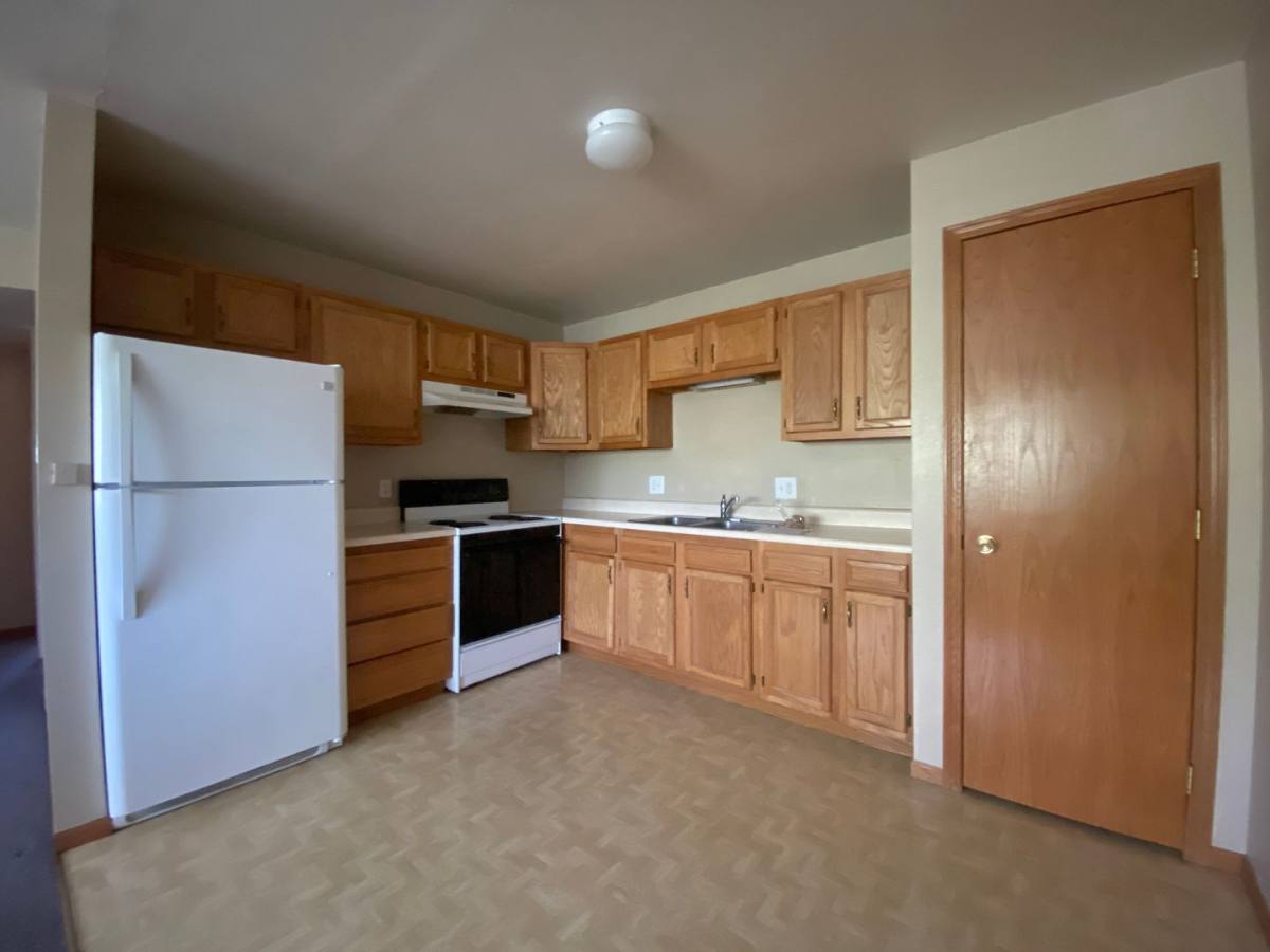 Apartment for rent at 1001-1005 N Buchanan St, Maryville, MO 64468