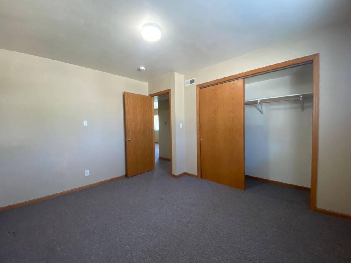 Apartment for rent at 1001-1005 N Buchanan St, Maryville, MO 64468