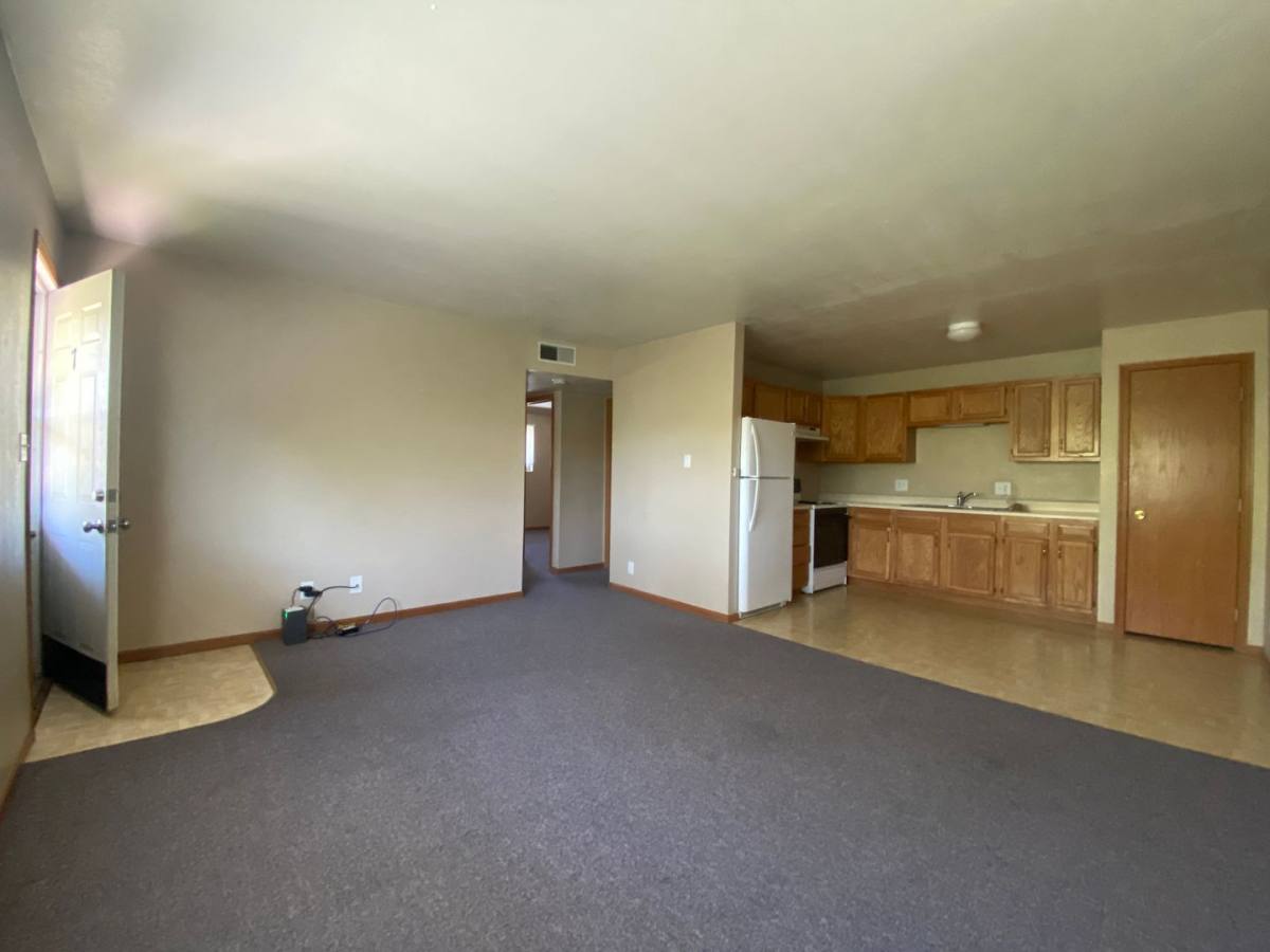 Apartment for rent at 1001-1005 N Buchanan St, Maryville, MO 64468