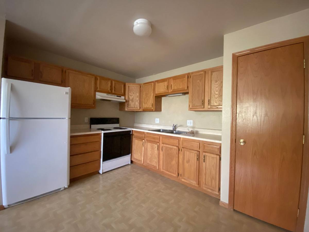 Apartment for rent at 1001-1005 N Buchanan St, Maryville, MO 64468