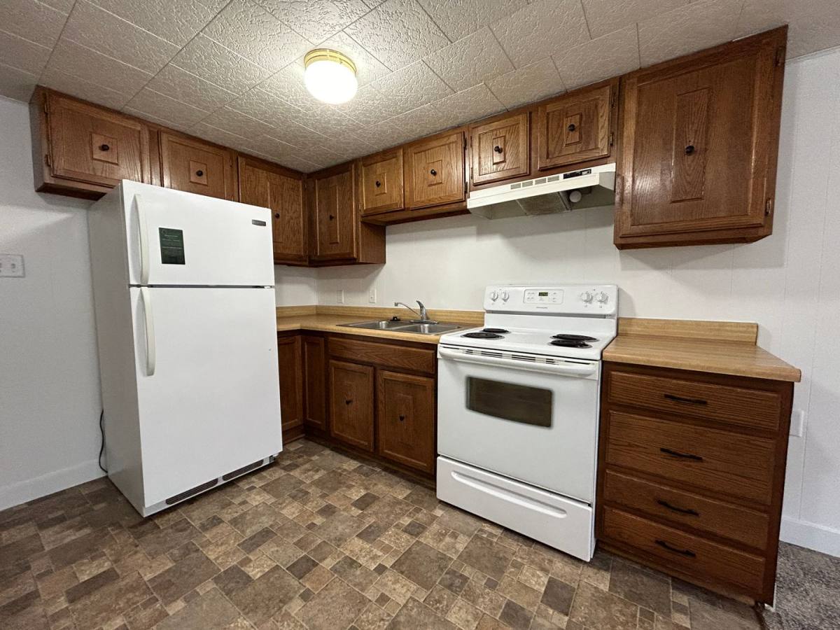 Apartment for rent at 1001-1005 N Buchanan St, Maryville, MO 64468