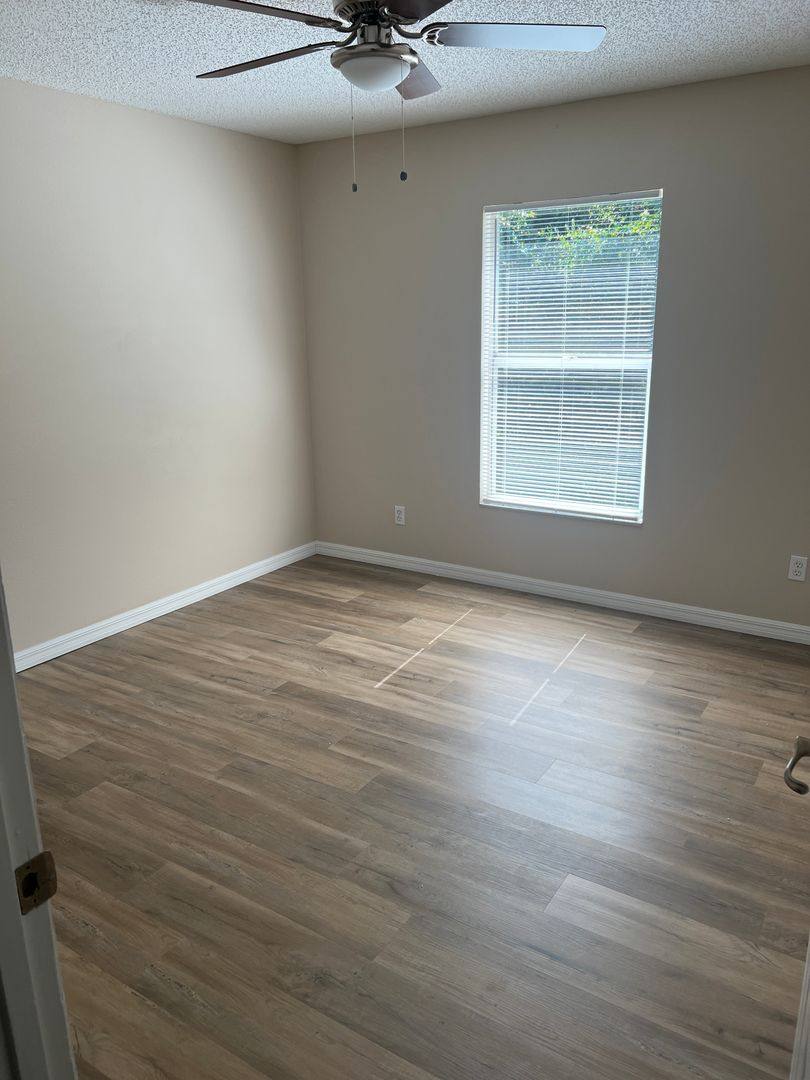 House for rent at 695 Sagamore Dr, Deltona, FL 32738