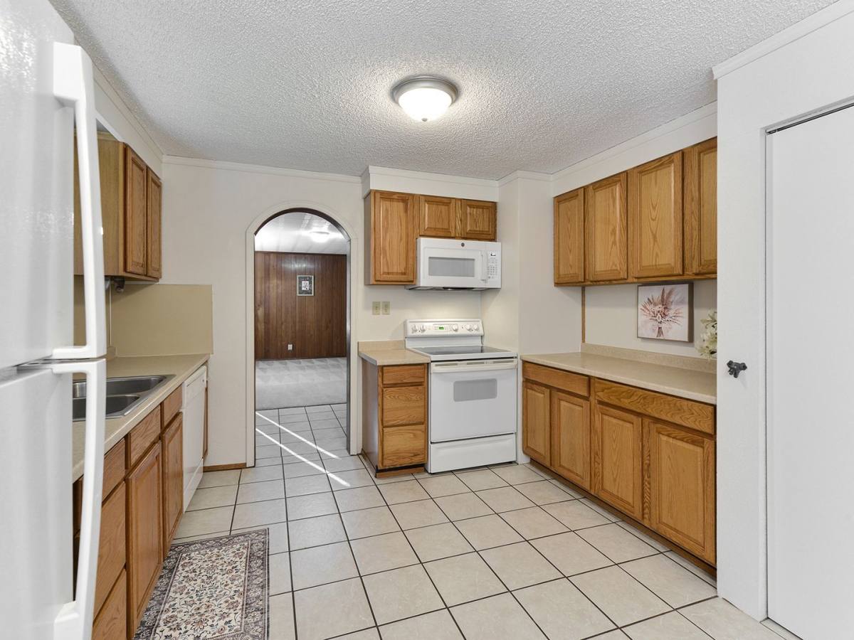 House for rent at 11325 162nd Ave SE, Renton, WA 98059
