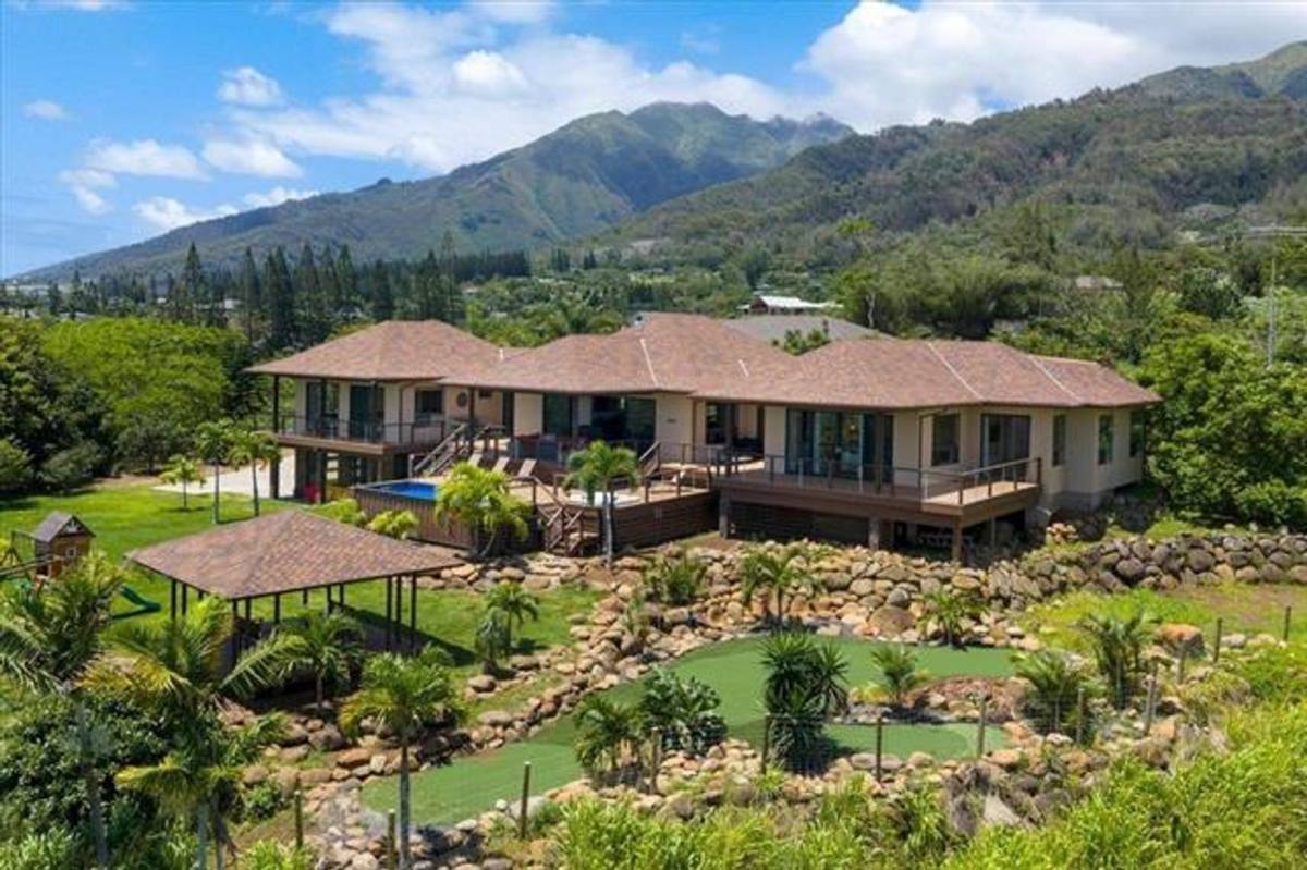 House for rent at 2150 Kamaile St, Wailuku, HI 96793