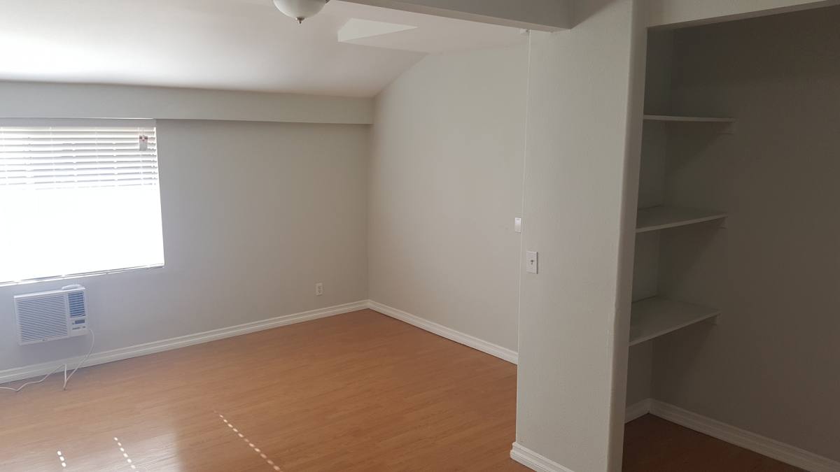 Apartment for rent at 711 Maltman Ave, Los Angeles, CA 90026