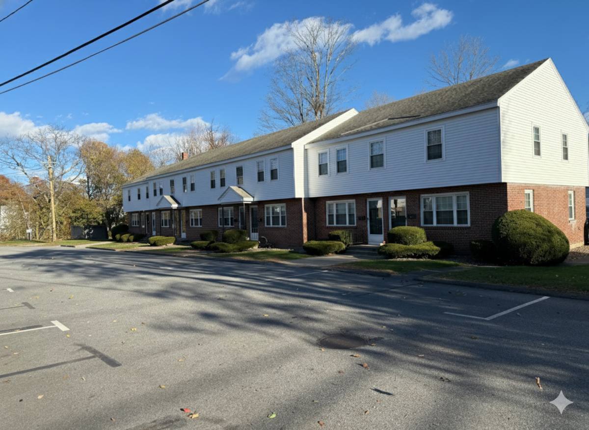 Apartment for rent at 221 W St, Leominster, MA 01453