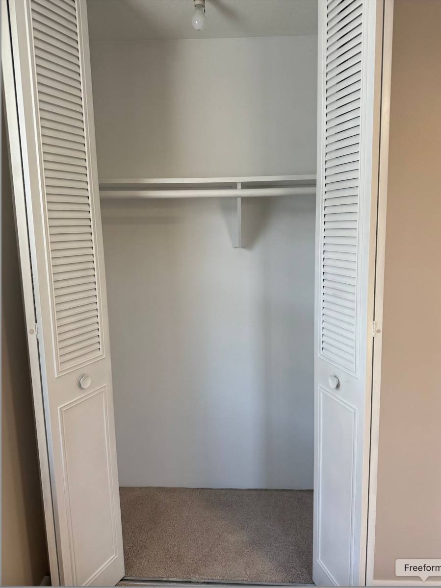 Apartment for rent at 221 W St, Leominster, MA 01453