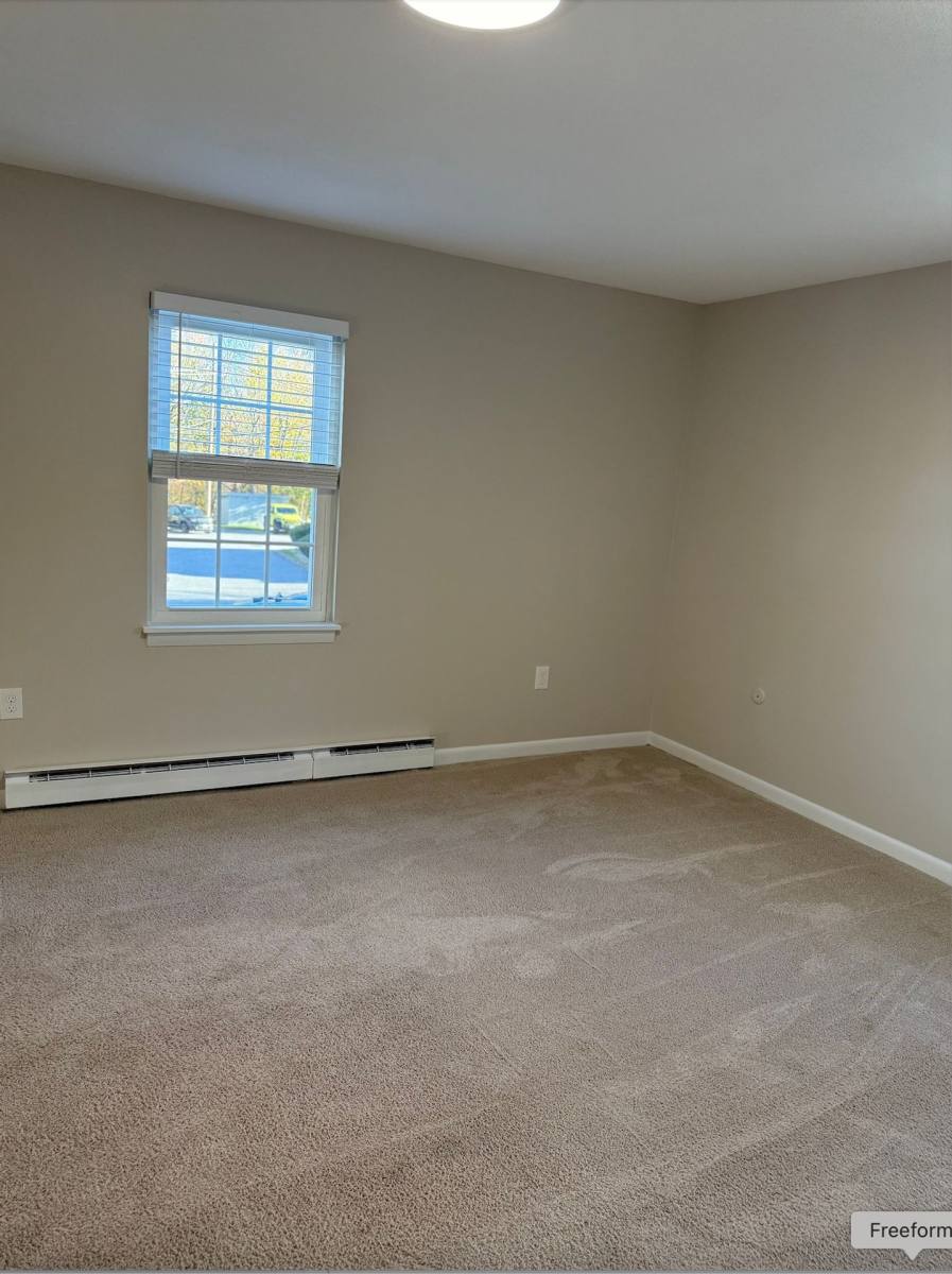 Apartment for rent at 221 W St, Leominster, MA 01453