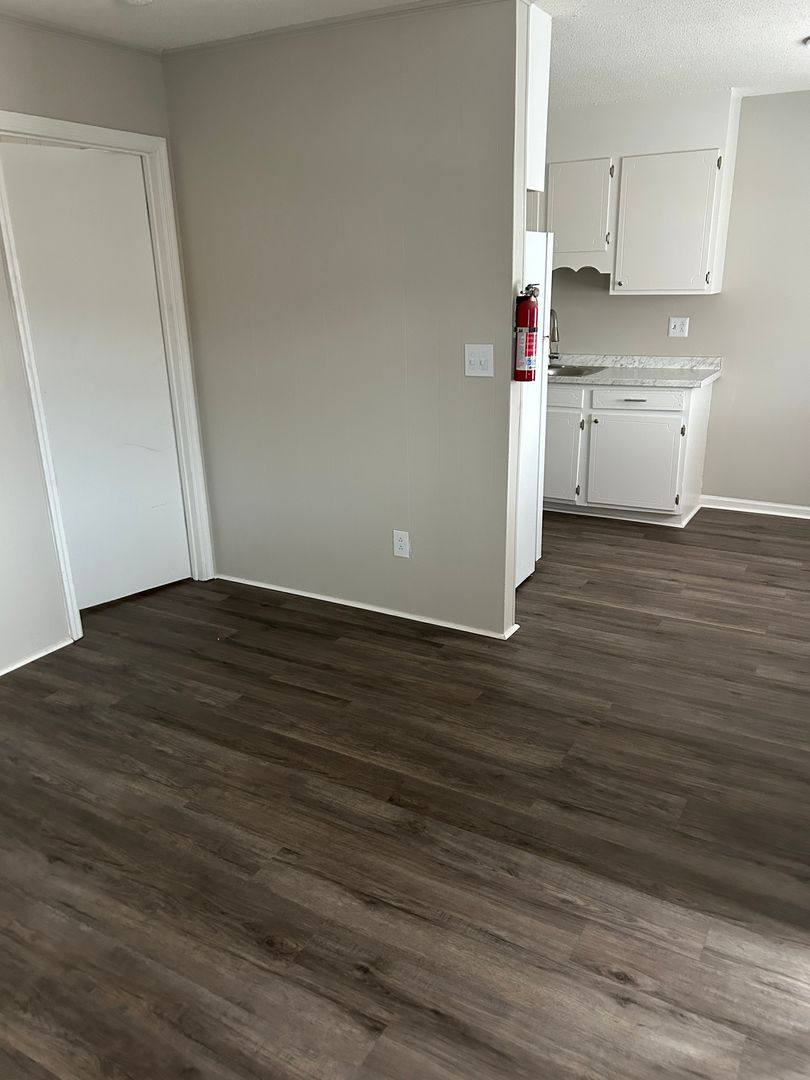 Apartment for rent at 803-807-811 Utah Dr, Winston Salem, NC 27107