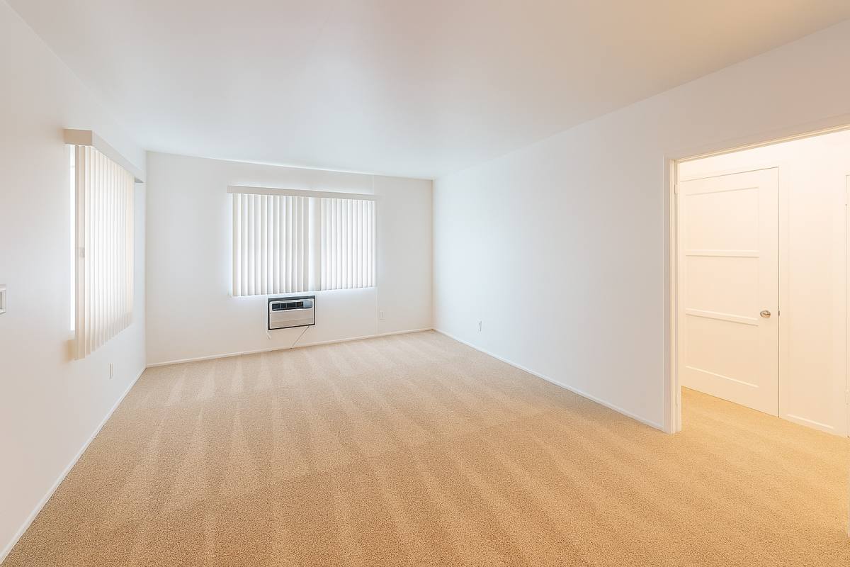 Apartment for rent at 322-324 Pasadena Ave, South Pasadena, CA 91030