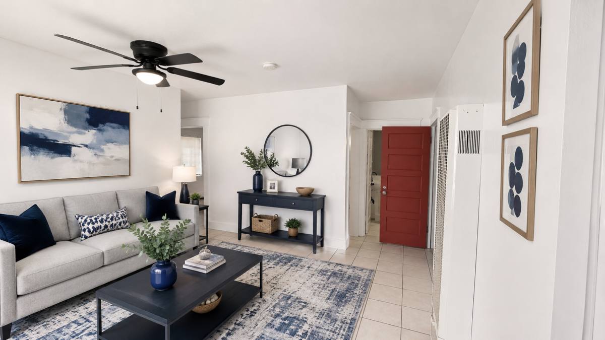 Apartment for rent at 1549-1555 Linden Ave, Long Beach, CA 90813