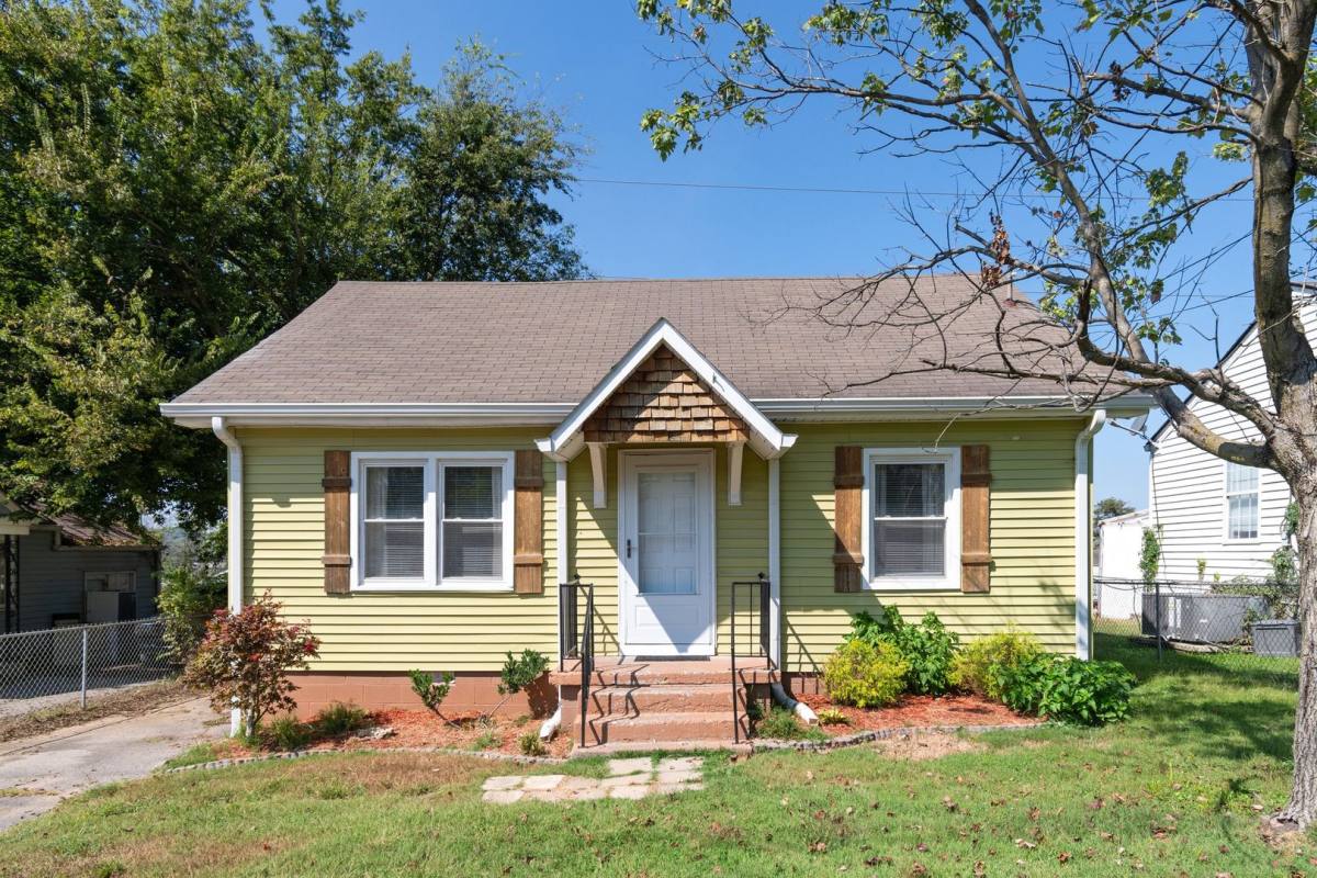 House for rent at 605 Annex Ave, Nashville, TN 37209