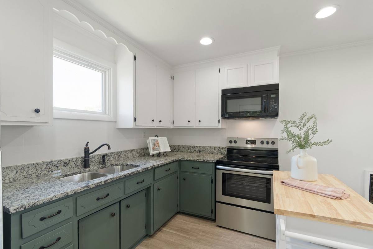 House for rent at 605 Annex Ave, Nashville, TN 37209